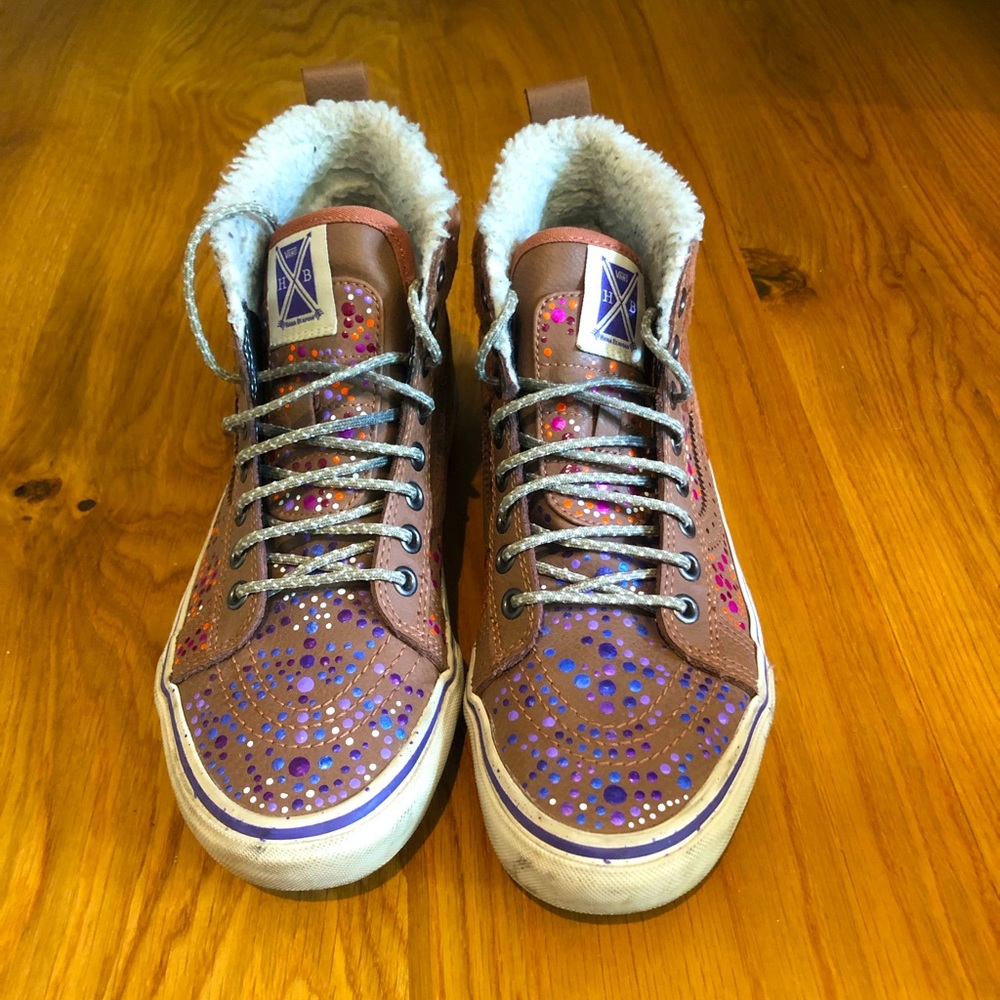 Women’s high top boot by Vans